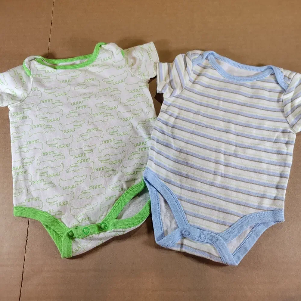 15 Assorted Baby Bodysuits 0-6 Months - Graphic Prints & Stripes Mom, Tattoos,
